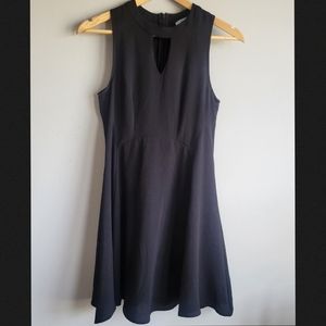 She + Sky Black Sleeveless Fit & Flare Cocktail Dress medium